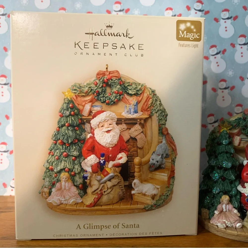 🎄Hallmark Keepsake Ornament~A Glimpse of Santa 2006 - Picture 3 of 4